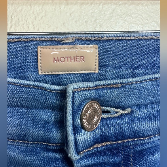 Mother The Weekender Fray Flare Jeans 28 Faded Blue Mid Rise Denim - Picture 5 of 9